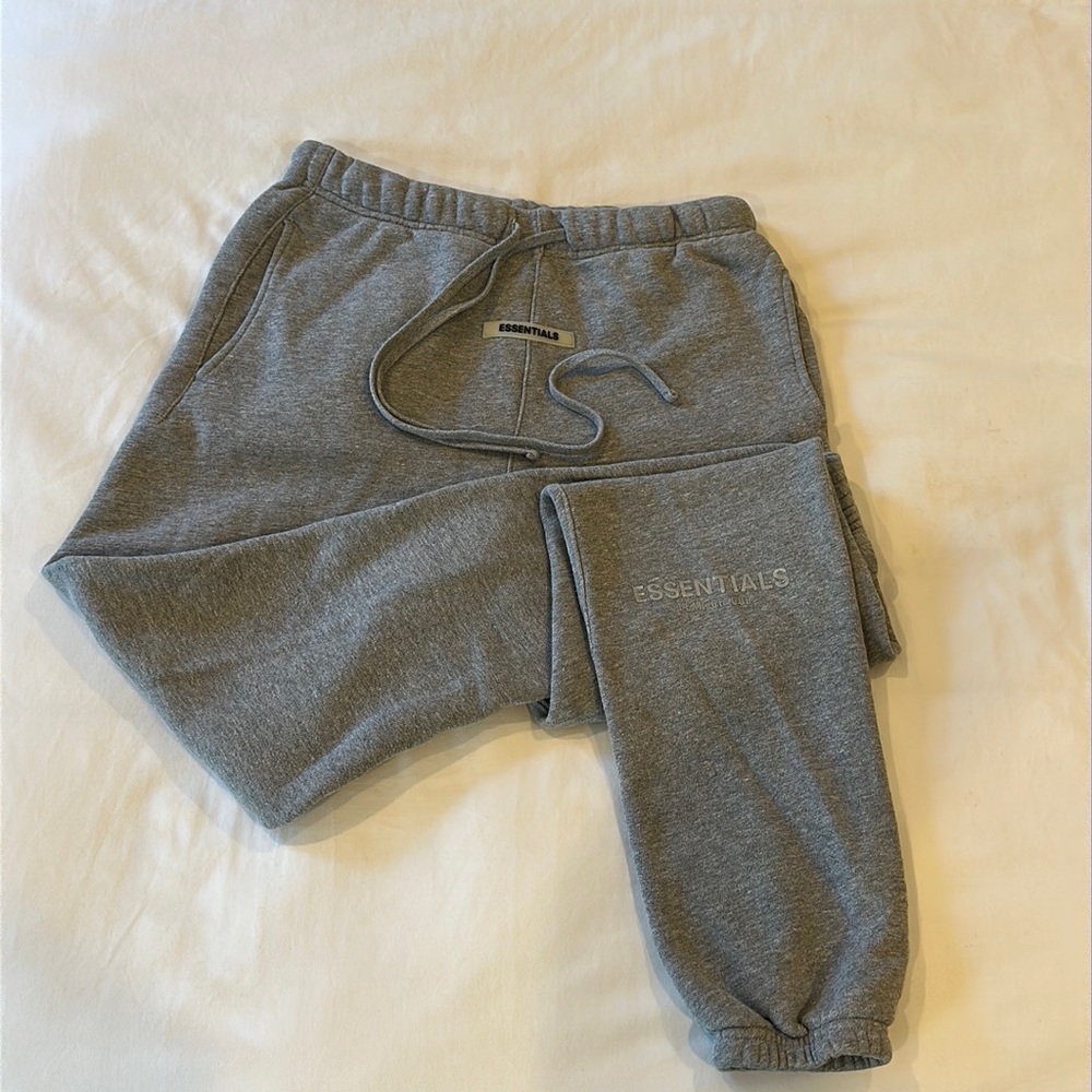 Essentials FOG grey sweatpants